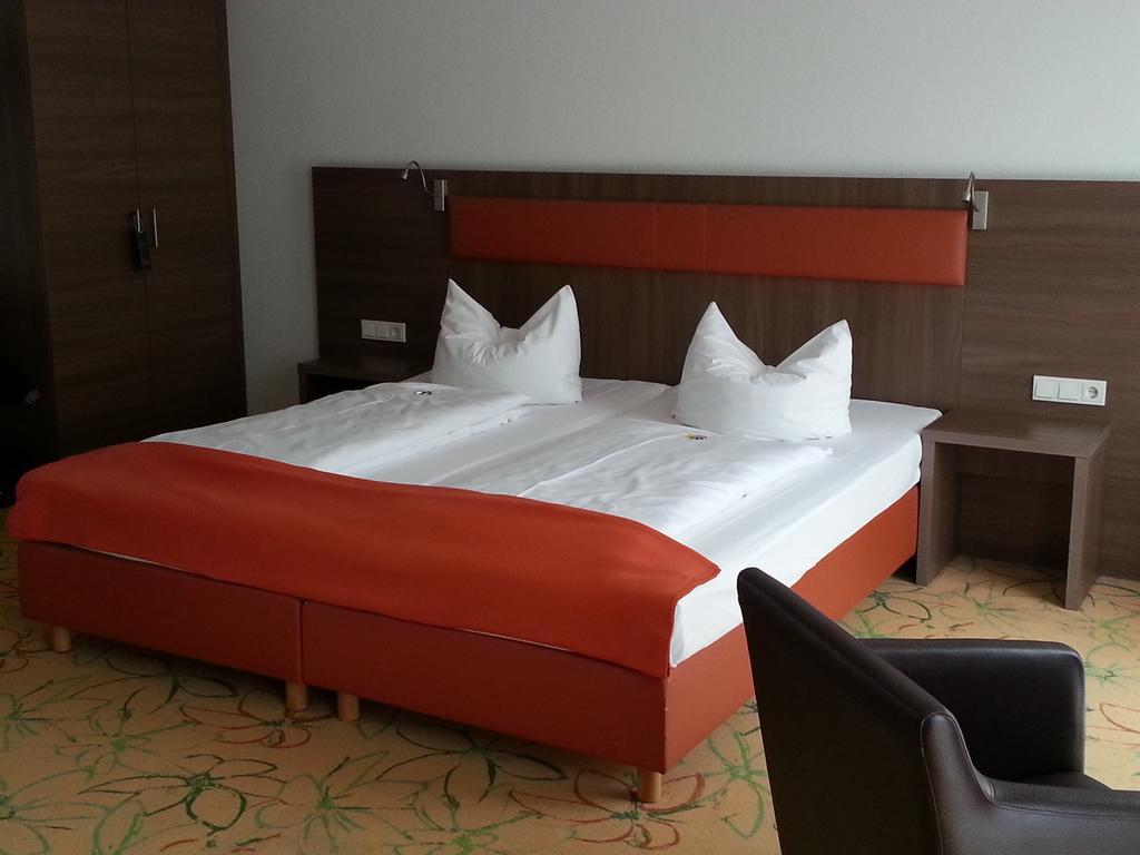 Hotel Aviva Karlsruhe Buitenkant foto